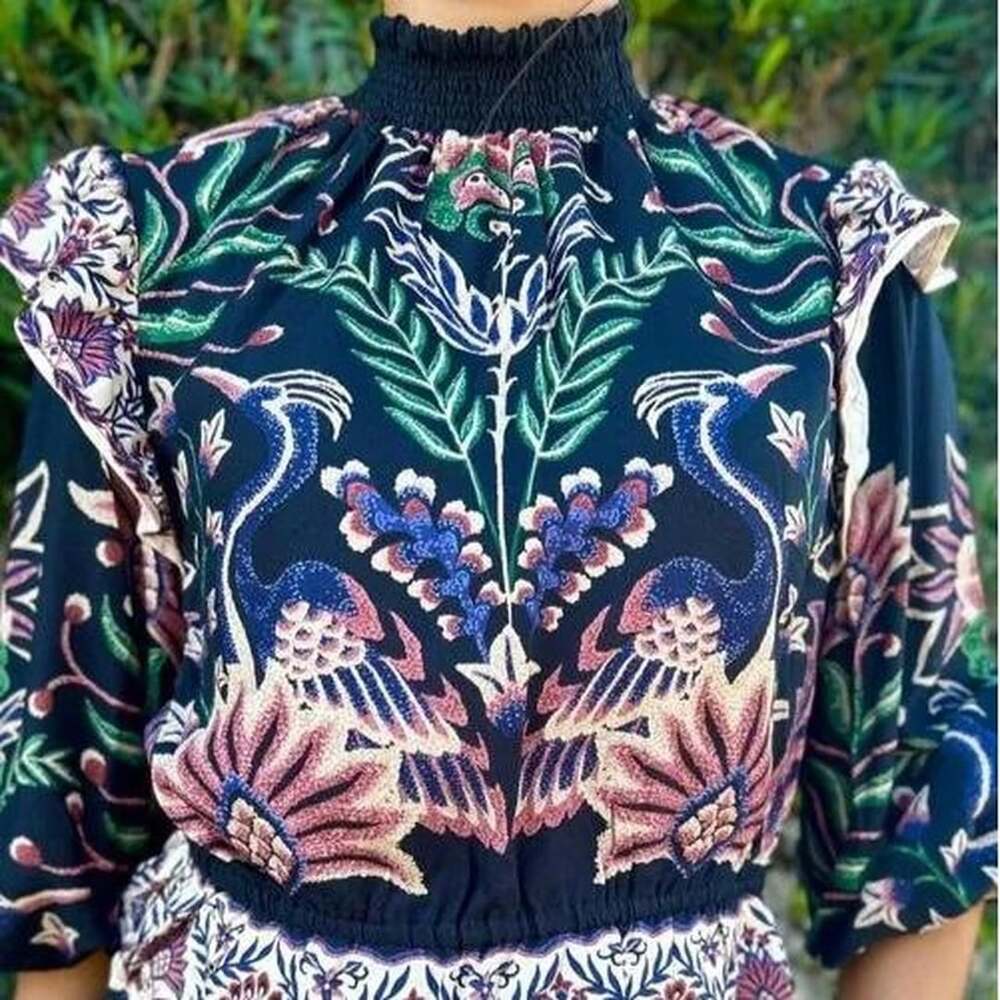 FARM Rio Peacock Floral Ruffle Crop Blouse - Picture 3 of 8